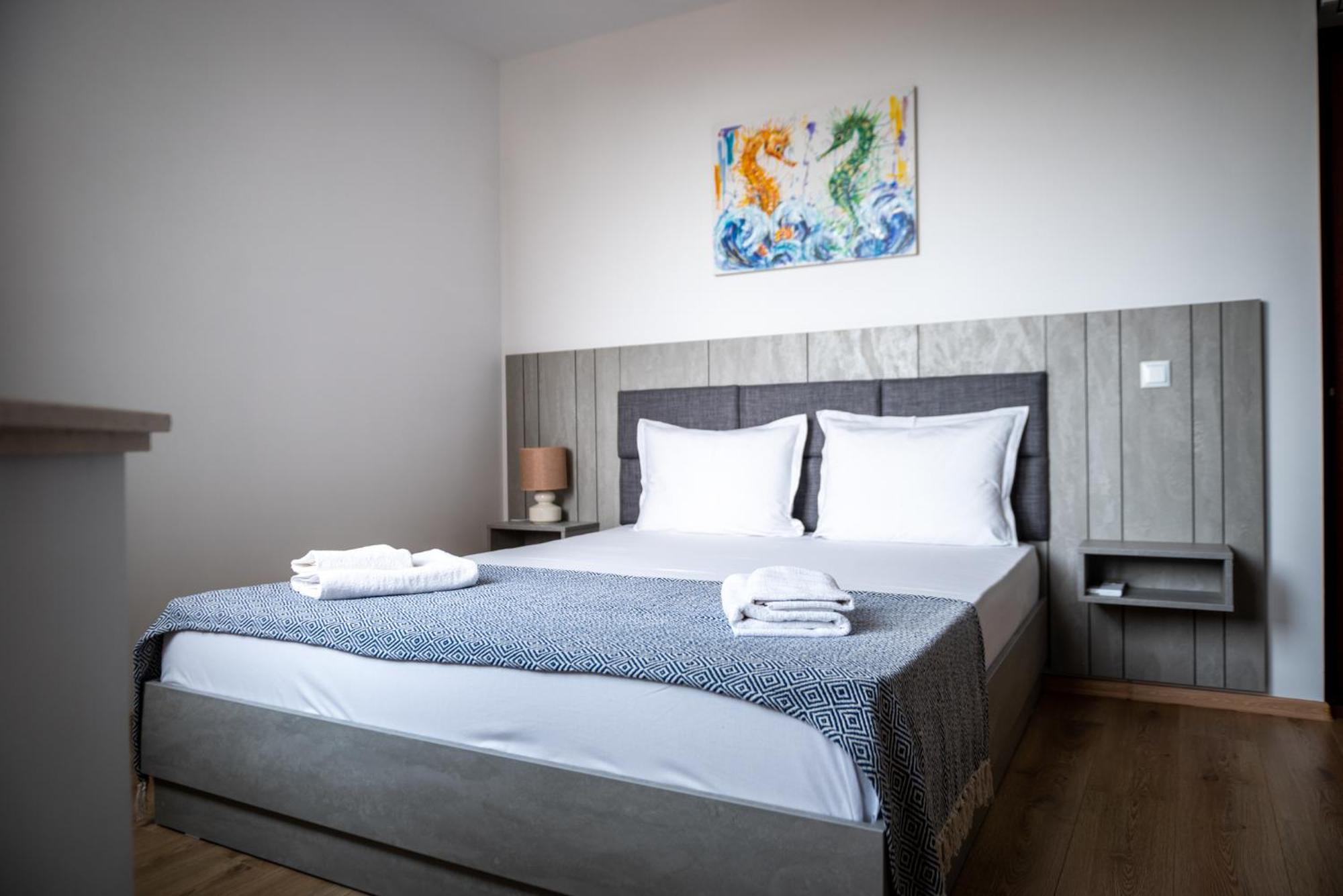 Queen'S Garden Balchik Apartment Luaran gambar