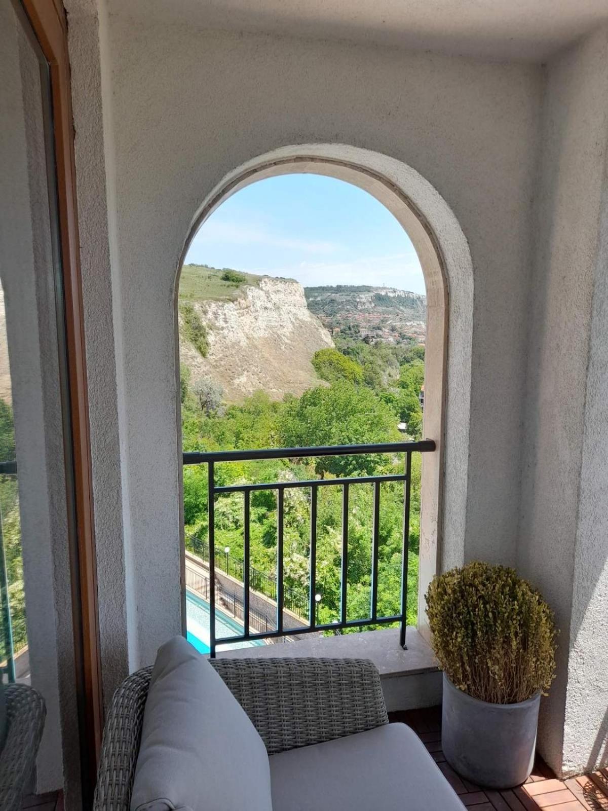 Queen'S Garden Balchik Apartment Luaran gambar
